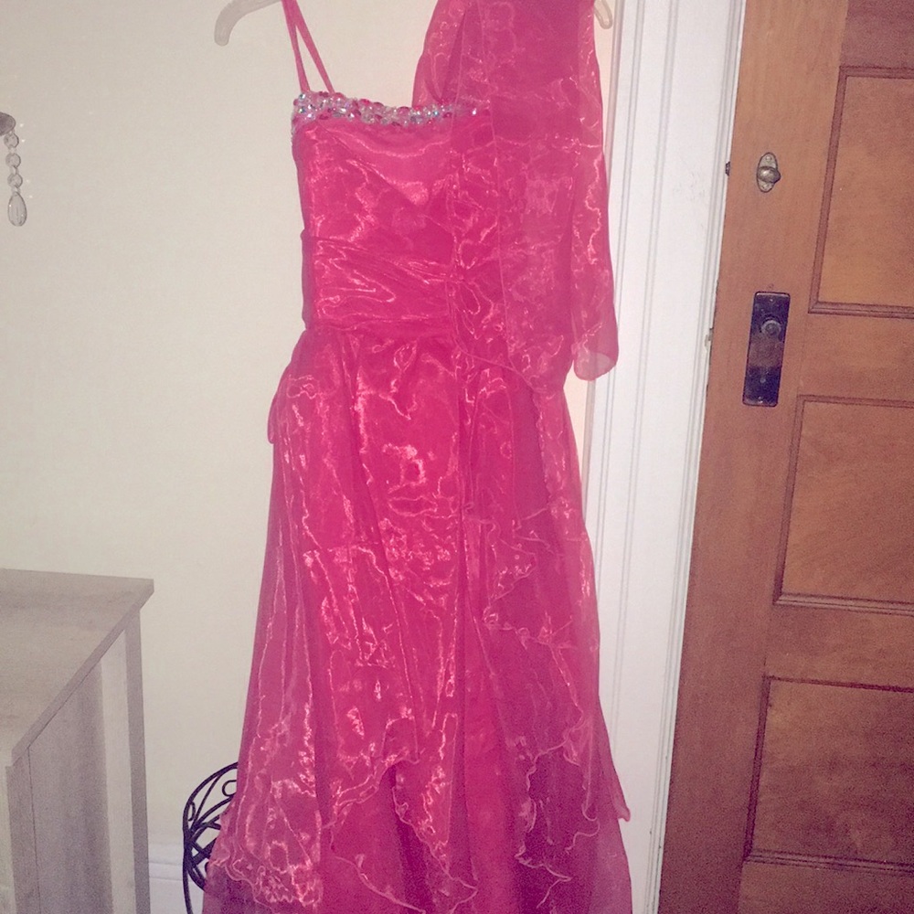 This is a radish and pinkish dress Joykids Medium